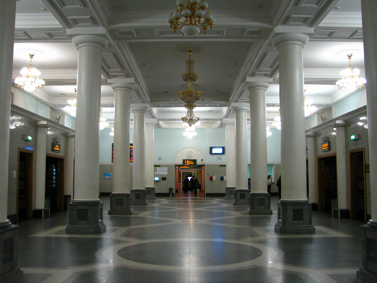 ЖД вокзал Хабаровск зал ожидания