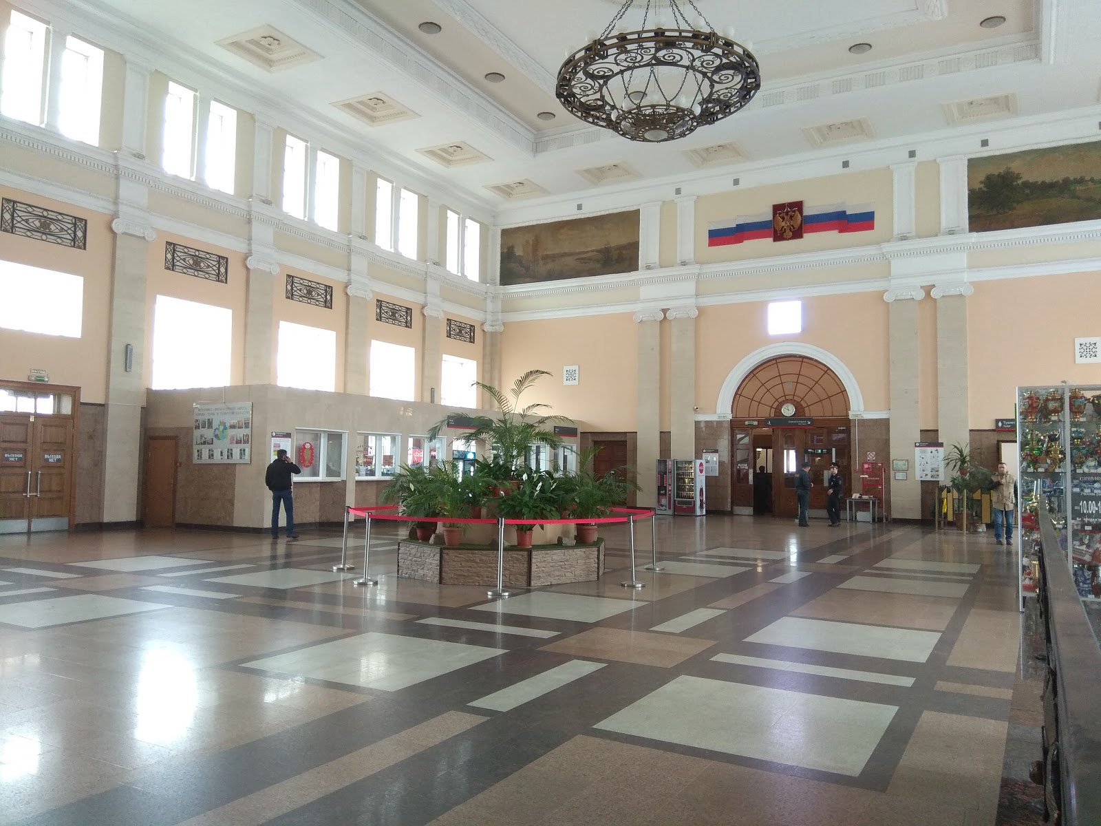 Курск вокзал внутри