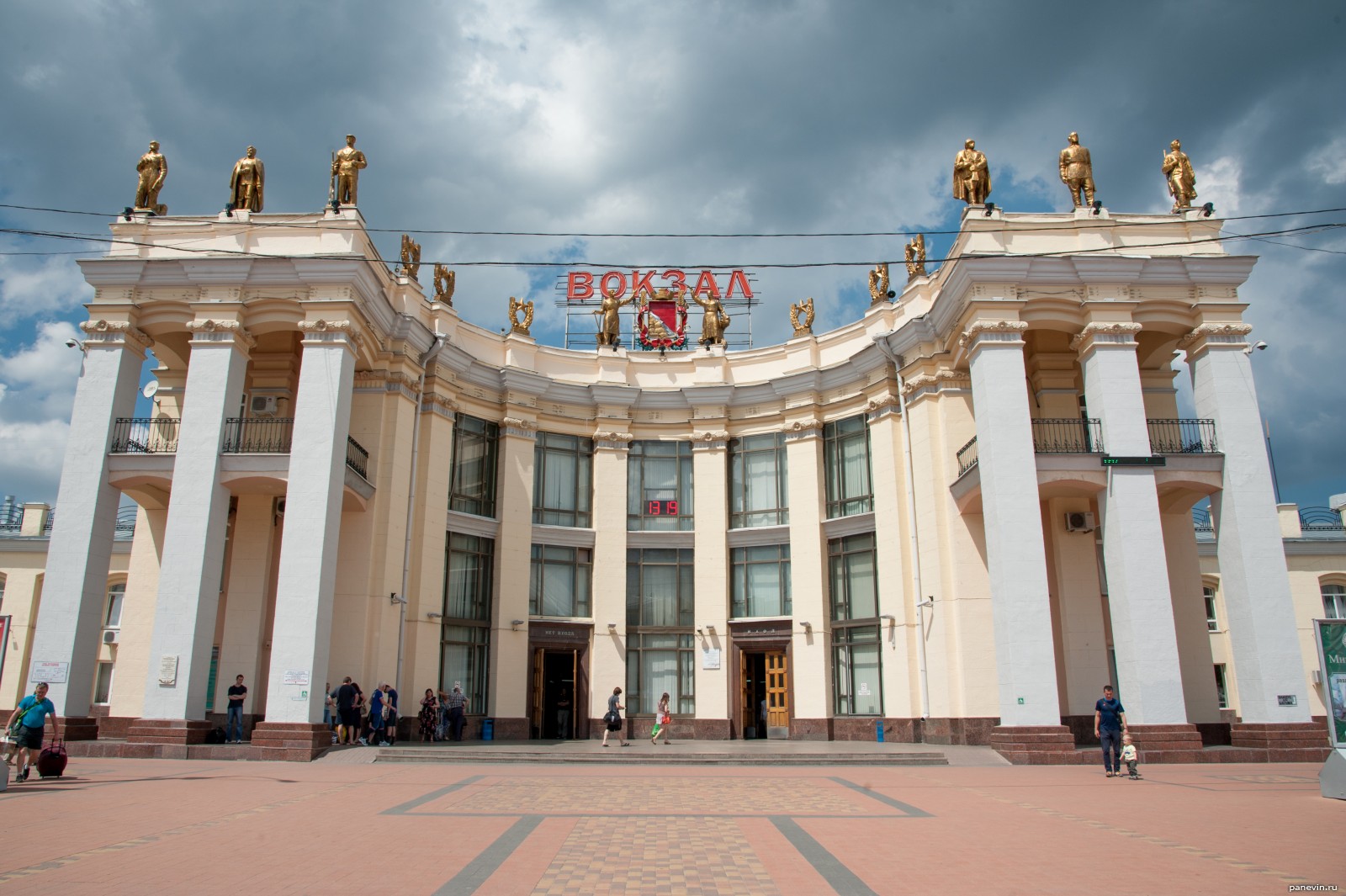 Вокзал в Воронеже: адрес, телефоны и услуги